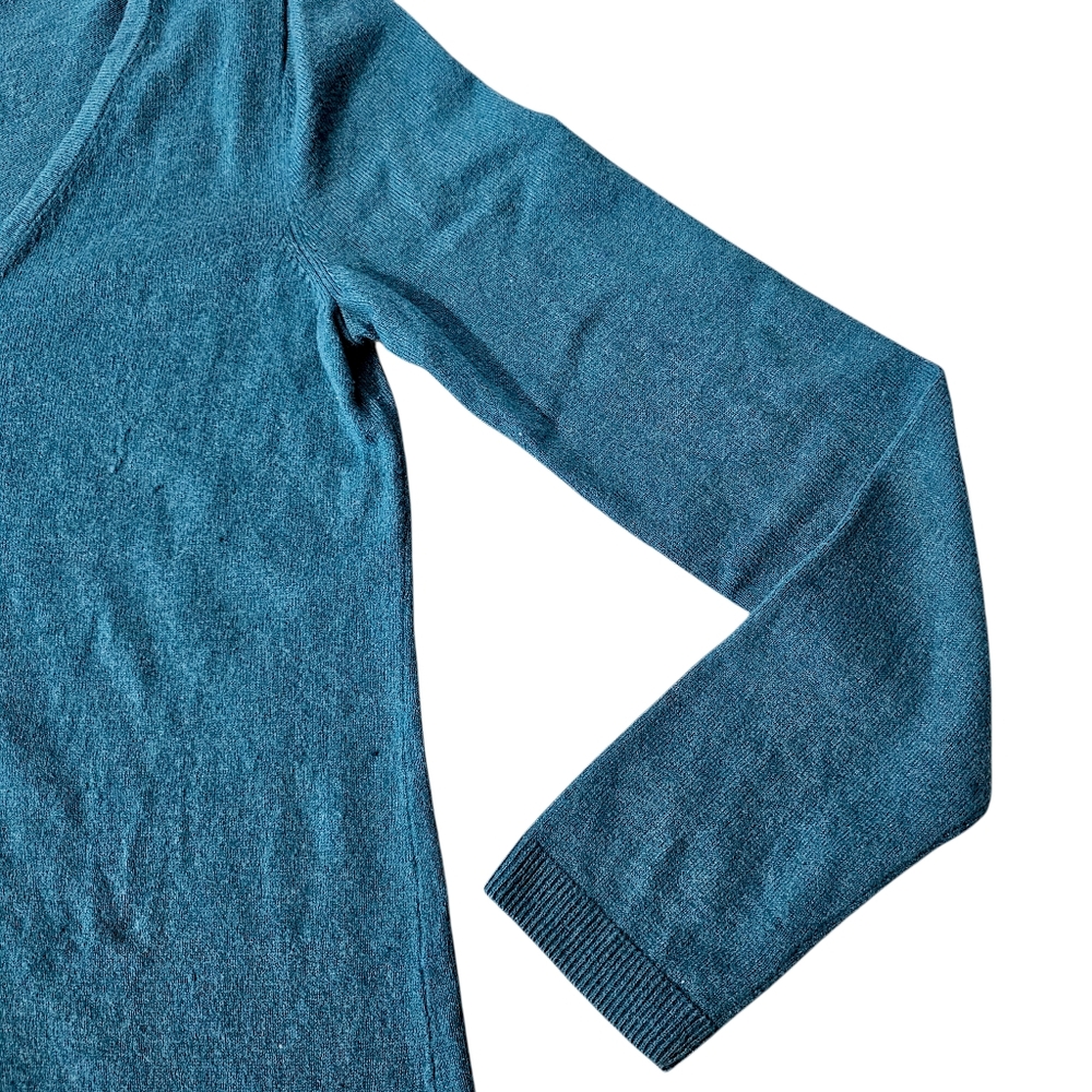 Eddie Bauer Teal V-Neck Sweater - Size M - Picture 5 of 9